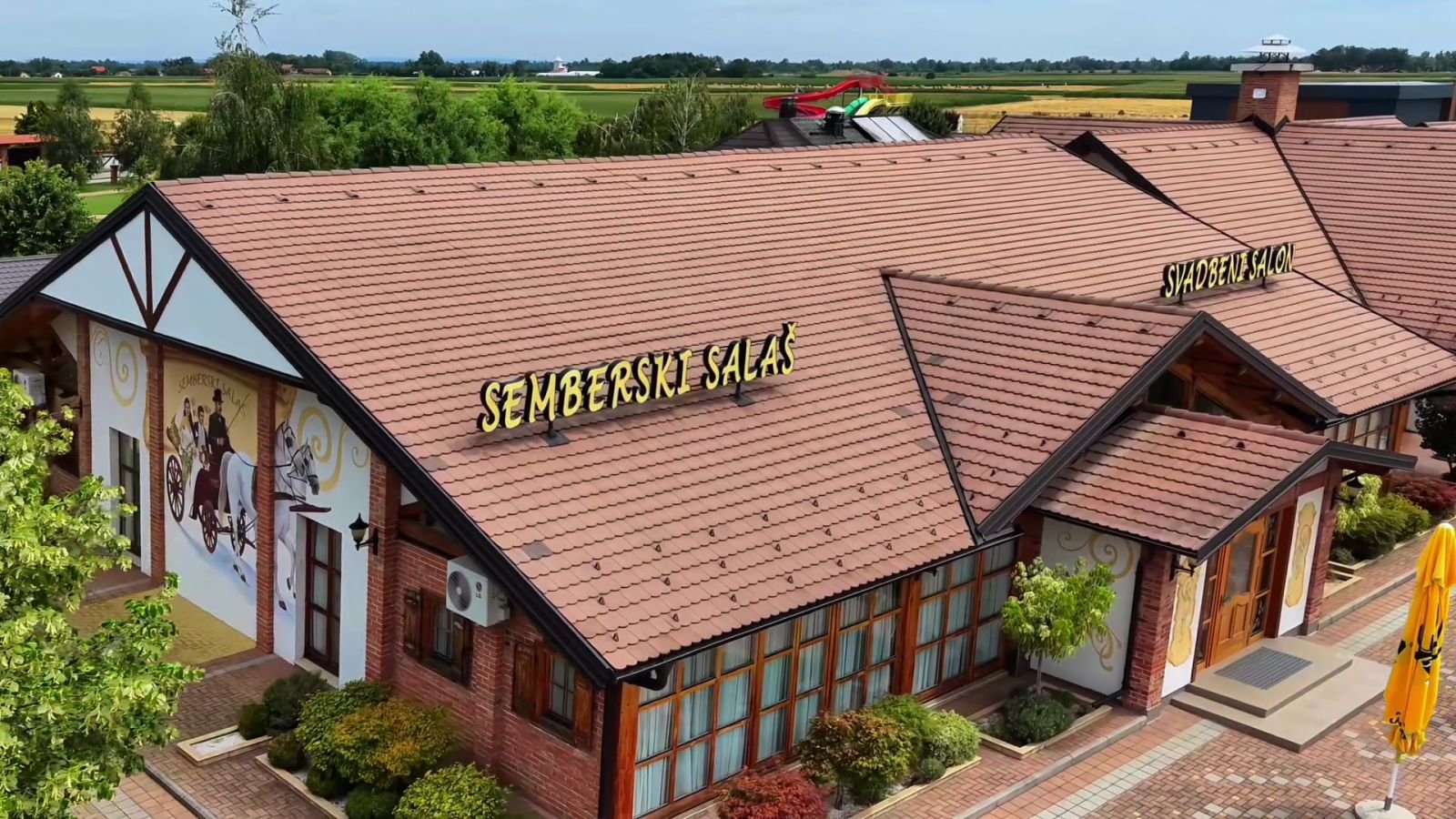 Glavni objekat Semberskog salaša